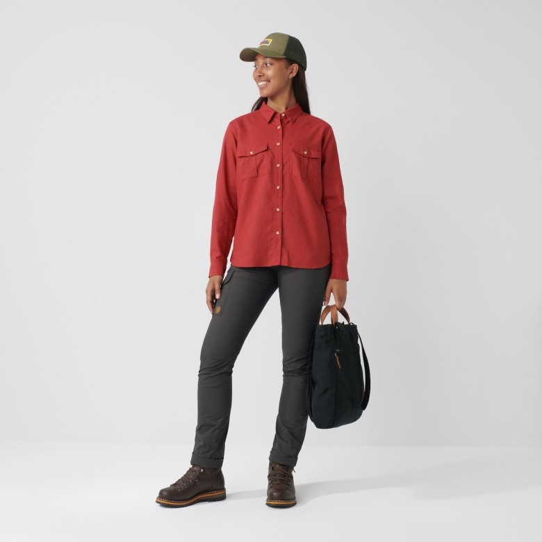 Bringebærrød Fjällräven Outlets Övik Reiseskjorte Ls W - 2 Farger